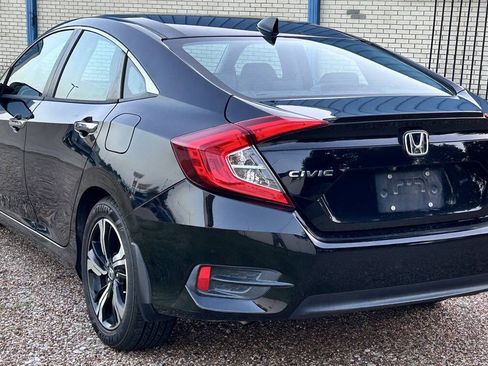 Used 2016 Honda Civic Touring image 14