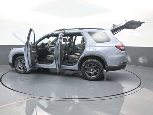 Used 2023 Honda Pilot TrailSport image 82