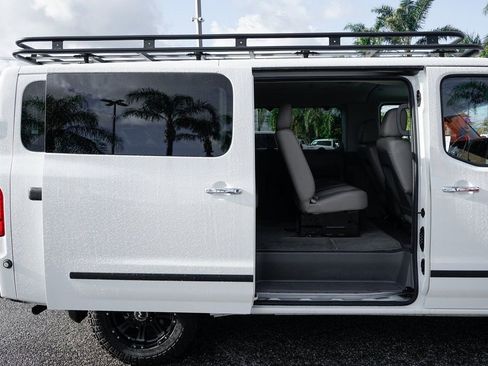 Used 2021 Nissan NV 3500 SL image 34