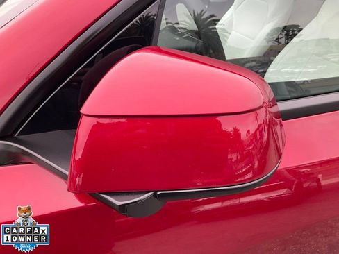 Used 2026 Tesla Model Y 2WD image 92
