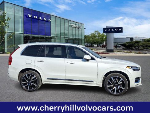 Certified 2023 Volvo XC90 B6 Plus w/ Protection Package image 8