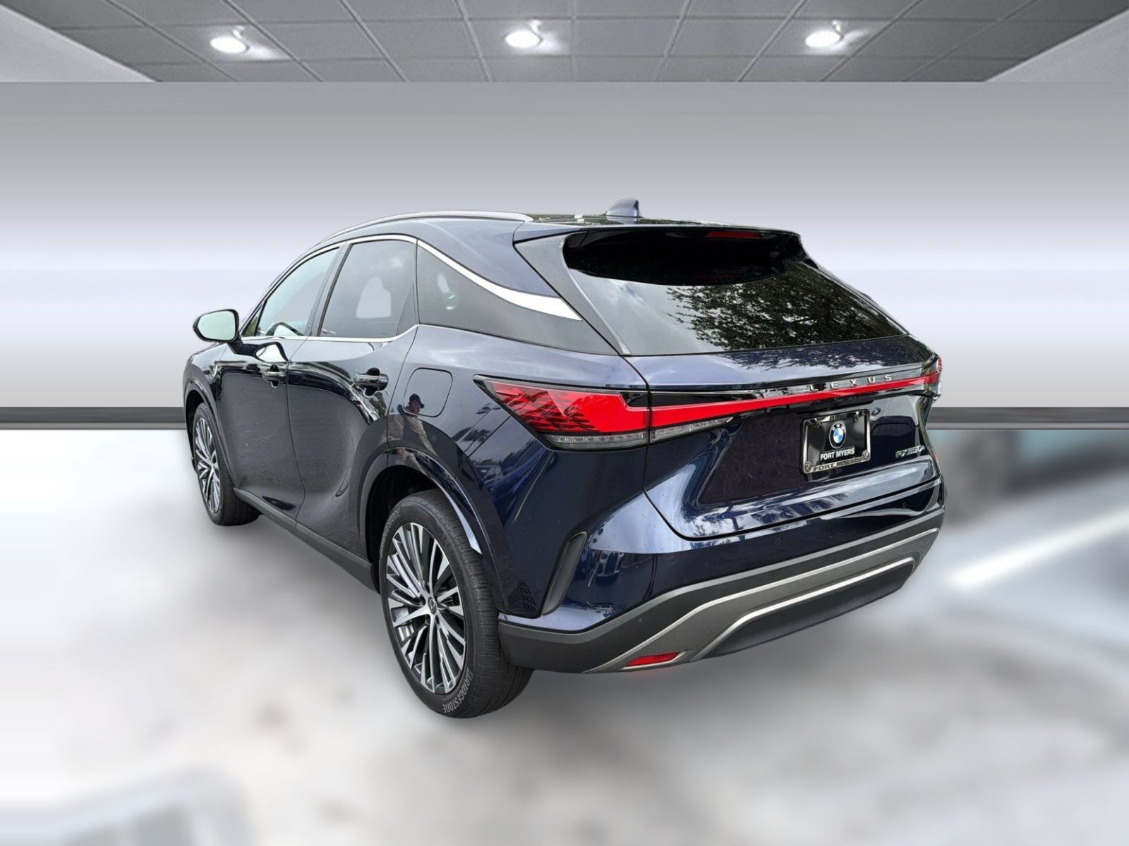 Used 2023 Lexus RX 350 Premium Plus w/ Cold Area Package FWD image 3