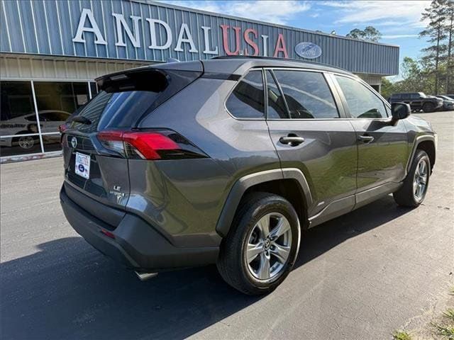 Used 2024 Toyota RAV4 LE AWD/4WD image 23