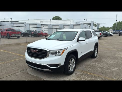 Used 2019 GMC Acadia SLE image 2