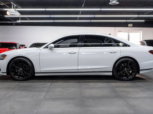 Used 2022 Audi A8 L 3.0T w/ Luxury Package image 19