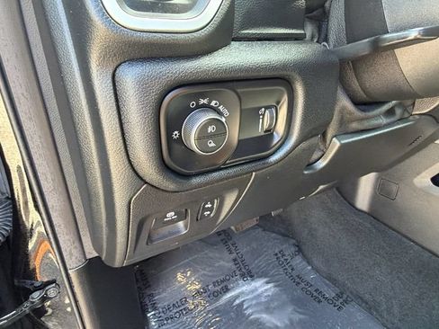 Used 2022 RAM 1500 Big Horn AWD/4WD image 15