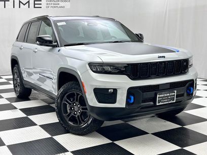 New 2025 Jeep Grand Cherokee Trailhawk w/ Advanced Protech Group II