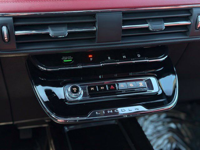 Used 2023 Lincoln Corsair Reserve w/ Equipment Group 201A AWD/4WD image 28