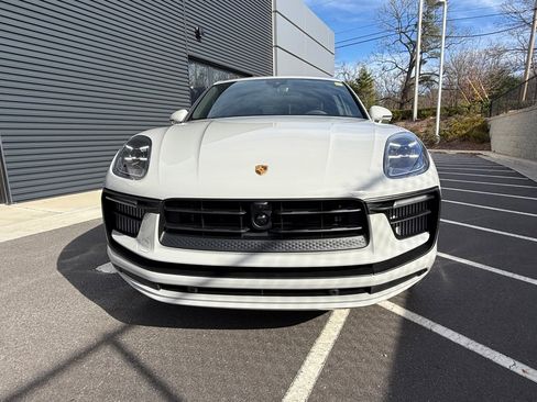 New 2026 Porsche Macan S image 10