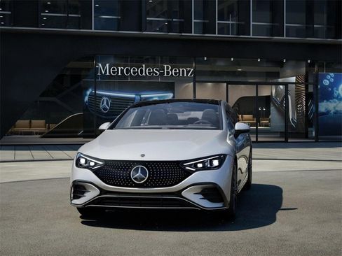 Used 2024 Mercedes-Benz EQE 350+ 4MATIC Sedan image 42