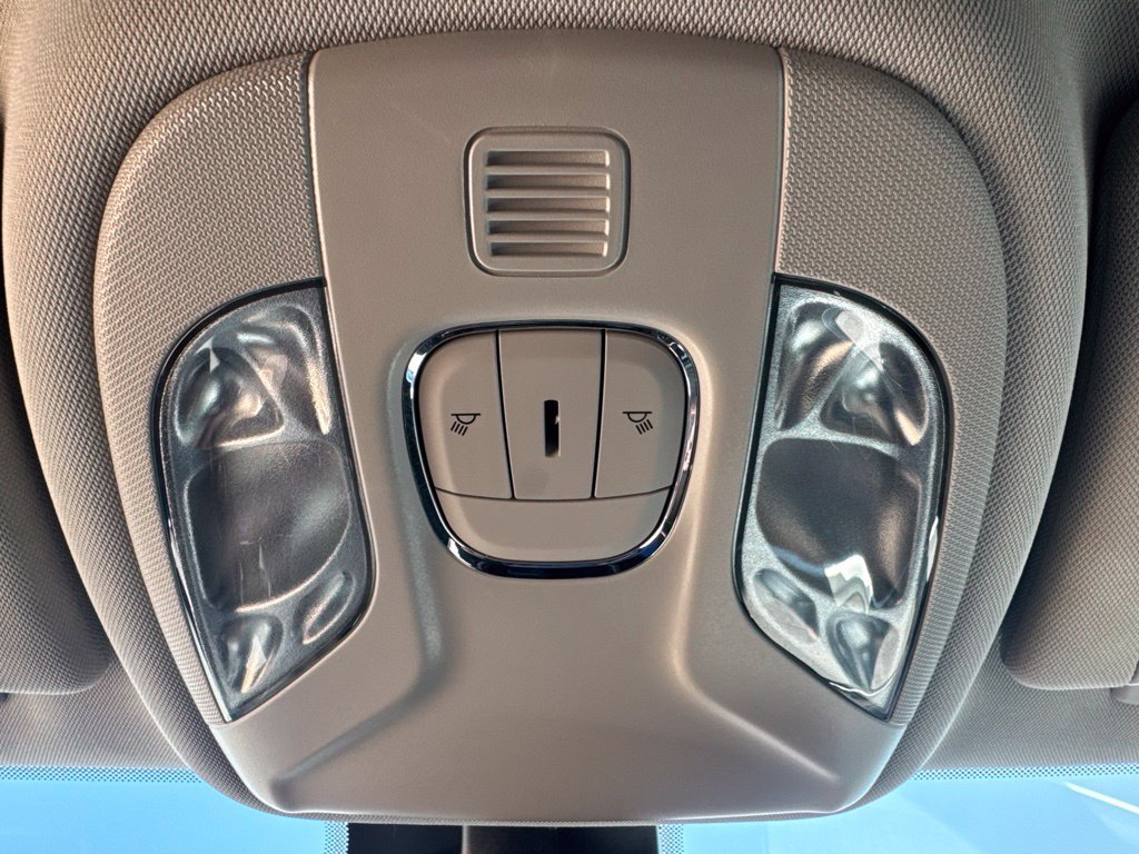 Used 2022 Jeep Compass Latitude AWD/4WD image 47