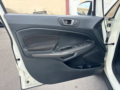 Used 2021 Ford EcoSport SE w/ SE Convenience Package FWD image 10