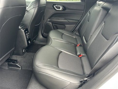 New 2026 Jeep Compass Latitude image 20