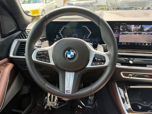 Used 2024 BMW X5 xDrive40i w/ M Sport Package AWD/4WD image 15