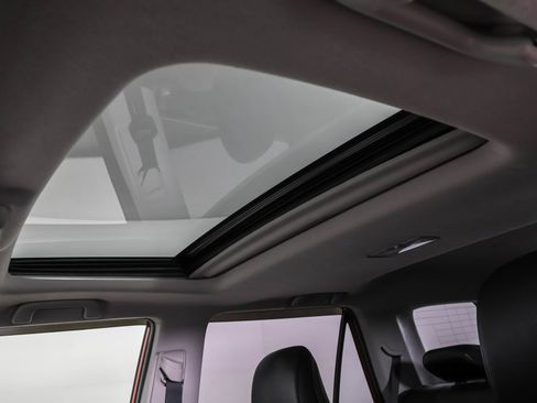 Used 2018 Toyota 4Runner Limited image 31