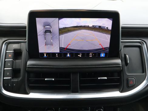 Used 2021 Chevrolet Tahoe Z71 w/ Luxury Package image 33