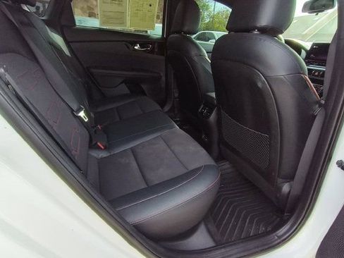 Used 2022 Kia Forte GT FWD image 11