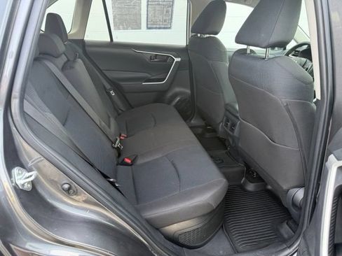Used 2025 Toyota RAV4 LE AWD/4WD image 11