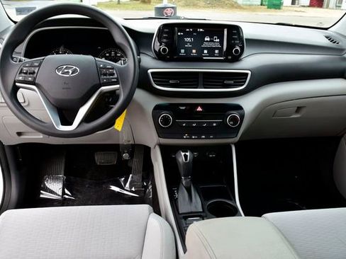 Used 2019 Hyundai Tucson SE image 14