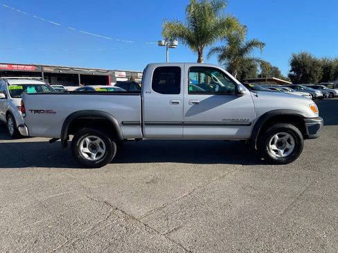 Used 2000 Toyota Tundra SR5 AWD/4WD image 4