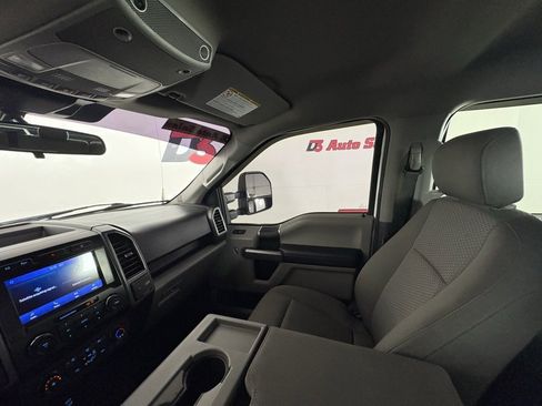 Used 2020 Ford F250 XLT image 32