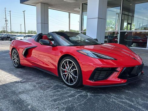 Used 2024 Chevrolet Corvette Stingray Preferred Conv RWD image 2