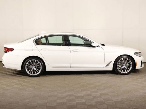 Used 2023 BMW 530i xDrive w/ Convenience Package AWD/4WD image 19