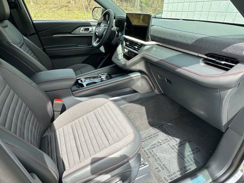 New 2026 Ford Explorer ST-Line AWD/4WD image 19