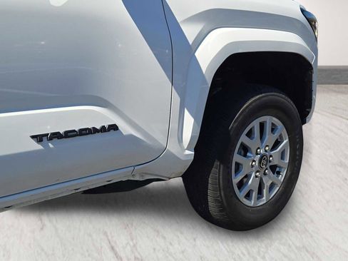 Used 2024 Toyota Tacoma SR5 w/ SR5 Upgrade Package image 11