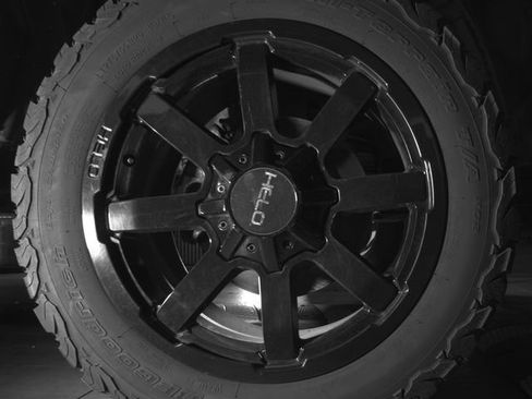 Used 2017 RAM 1500 Lone Star RWD image 24