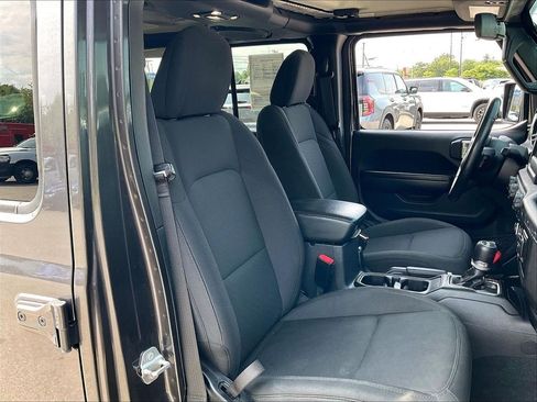 Used 2021 Jeep Wrangler Unlimited Sport AWD/4WD image 10