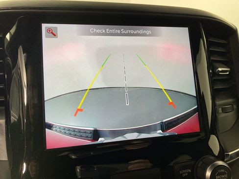 Used 2024 RAM 1500 Laramie image 24