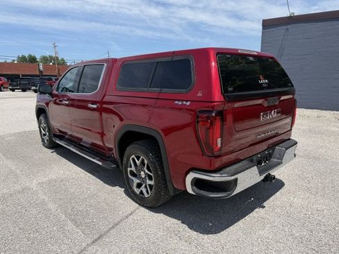 Used 2022 GMC Sierra 1500 SLT w/ SLT Premium Package AWD/4WD image 3