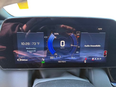 Used 2024 Chevrolet Equinox EV LT FWD image 11