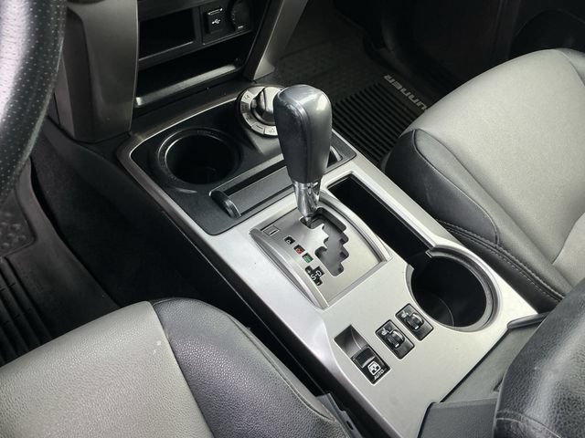 Used 2021 Toyota 4Runner SR5 Premium w/ Moonroof Package AWD/4WD image 18