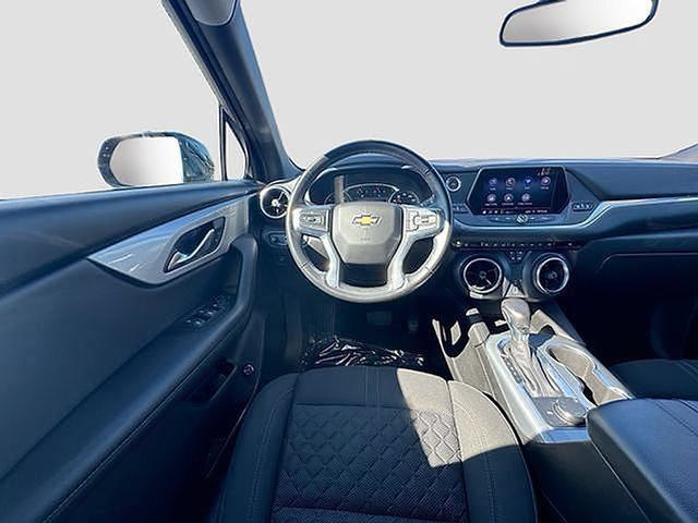 Used 2020 Chevrolet Blazer LT AWD/4WD image 27