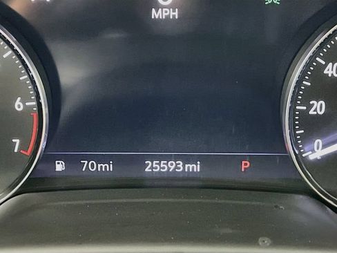 Used 2023 Buick Envision Essence w/ Sport Touring Package AWD/4WD image 15