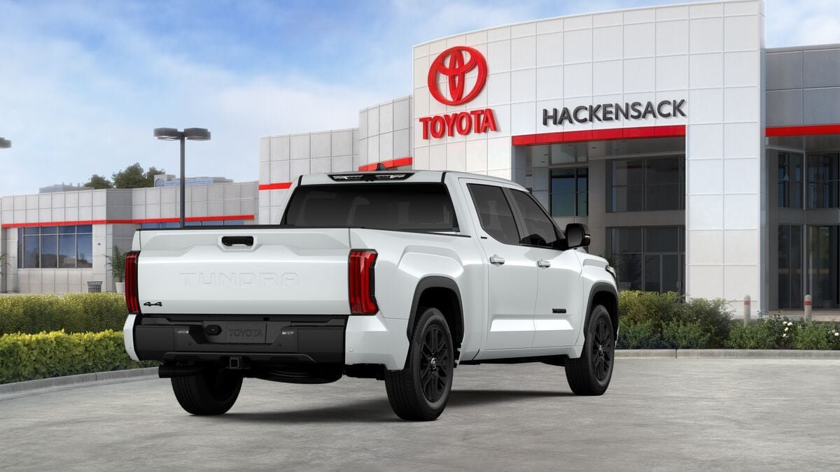 Used 2026 Toyota Tundra Limited AWD/4WD image 9