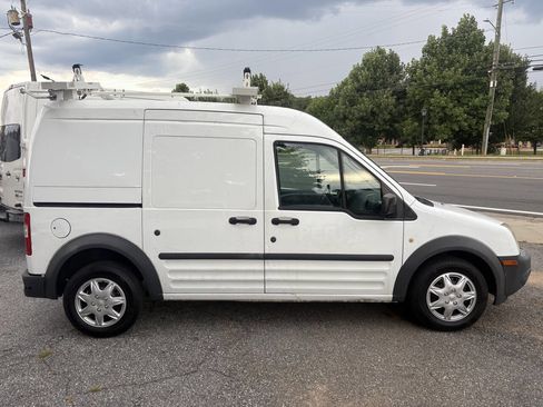 Used 2011 Ford Transit Connect XL image 5