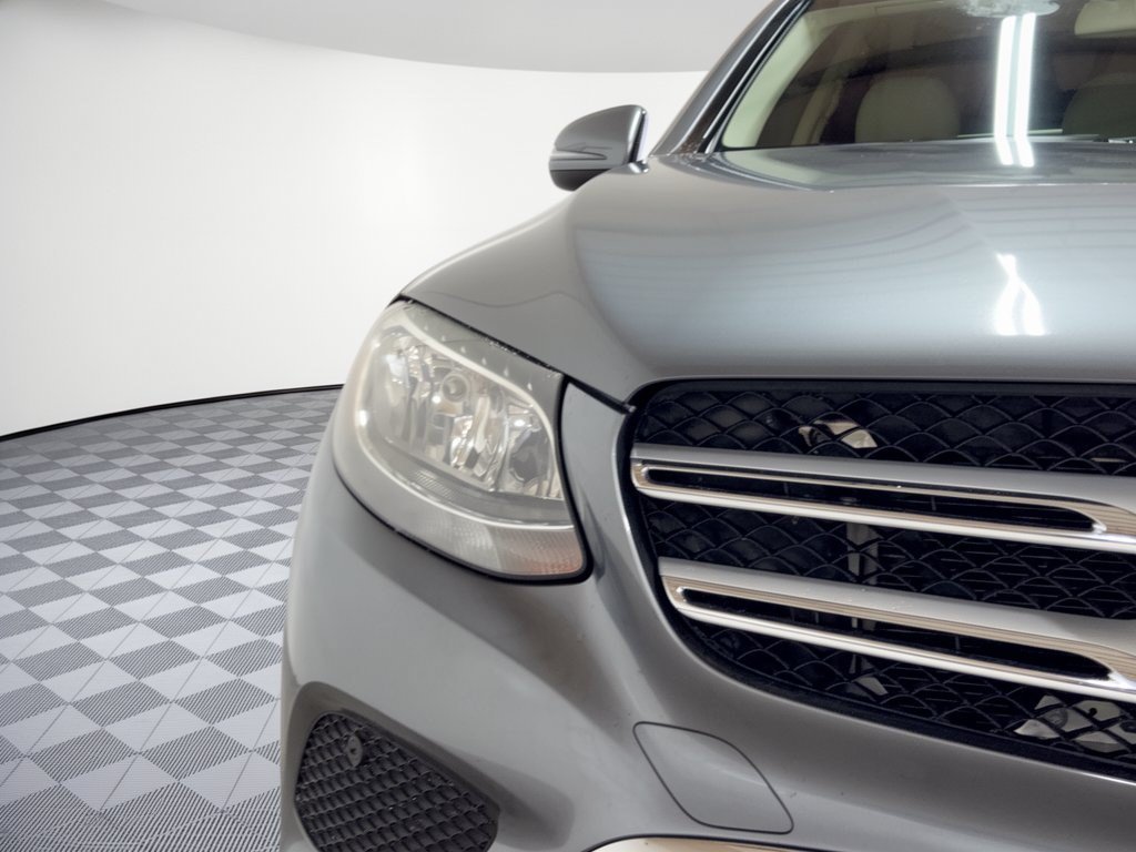 Used 2017 Mercedes-Benz GLC 300 image 12