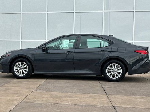 Certified 2025 Toyota Camry LE image 8