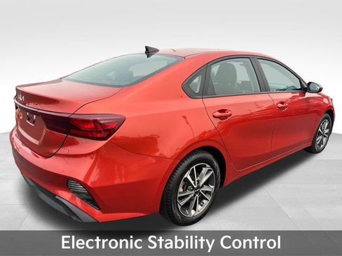 Used 2023 Kia Forte LXS FWD image 8