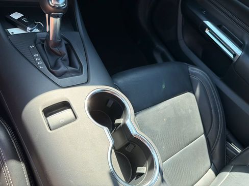 Used 2025 Ford Mustang Premium RWD image 30