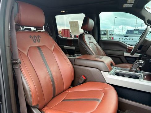 Used 2019 Ford F150 King Ranch w/ Equipment Group 601A Luxury AWD/4WD image 23