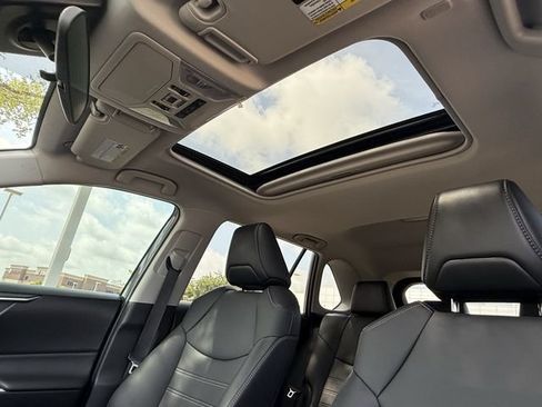 Used 2023 Toyota RAV4 XLE Premium FWD image 32