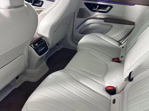 Certified 2023 Mercedes-Benz EQS 580 4MATIC SUV image 13