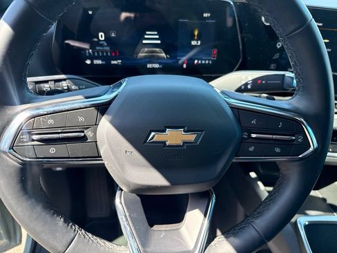 Used 2026 Chevrolet Equinox LT AWD/4WD image 20