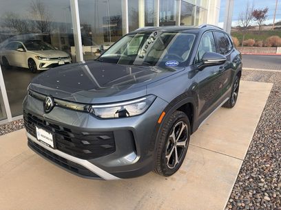 New 2026 Volkswagen Tiguan SE