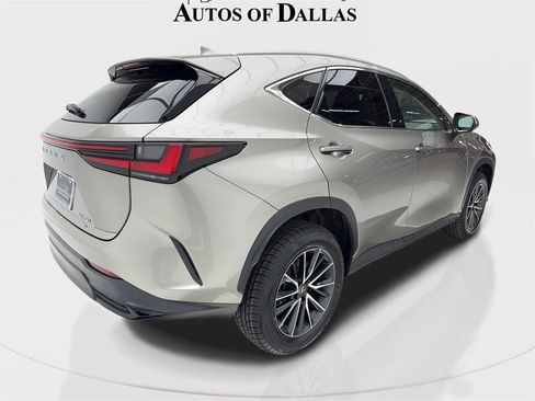 Used 2024 Lexus NX 250 250 NAV,CAM,SUNROOF,HTD STS,BL w/ Cold Area Package image 9