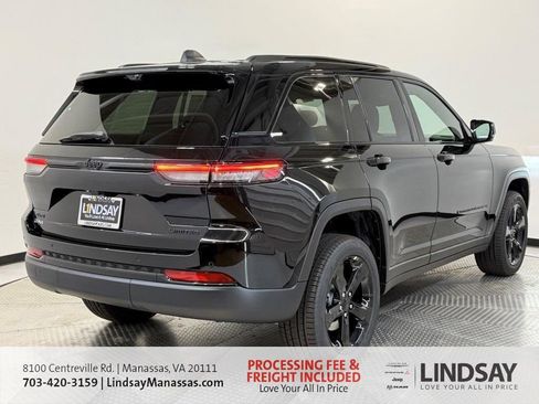 New 2025 Jeep Grand Cherokee Limited w/ Luxury Tech Group II AWD/4WD image 4